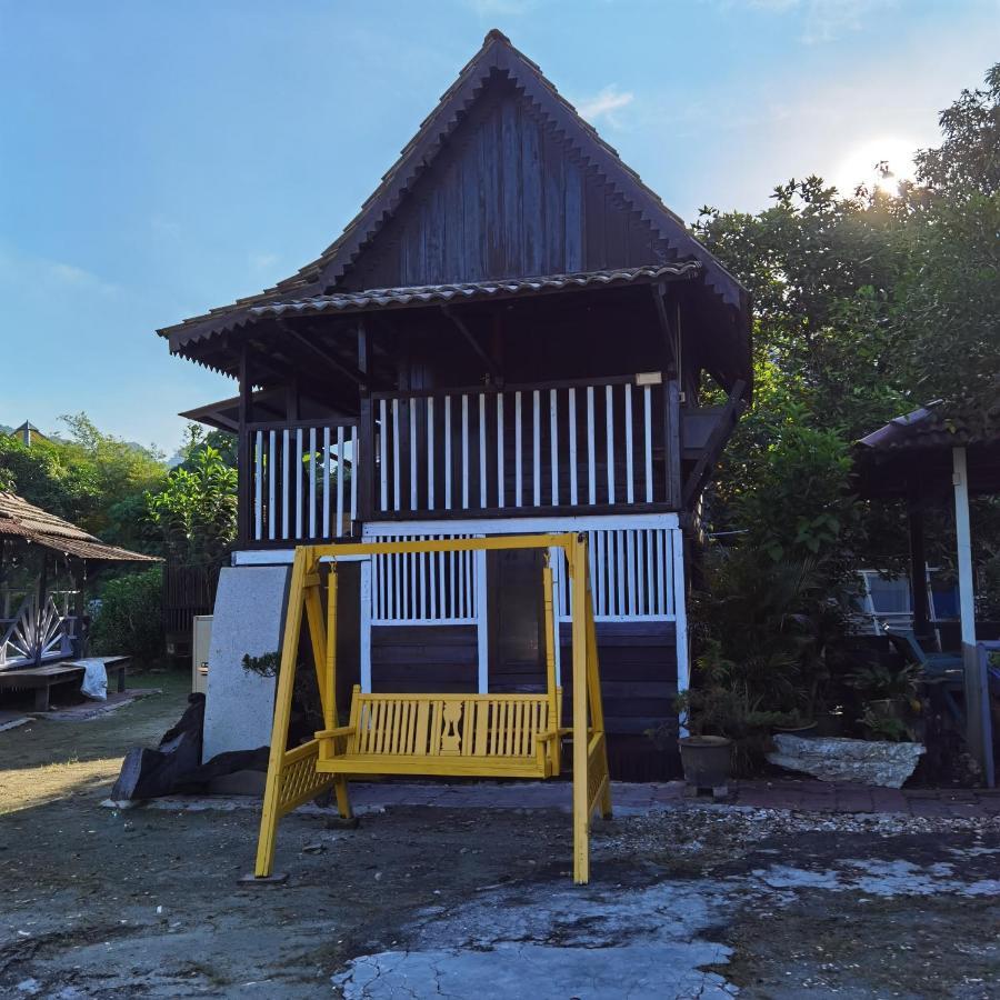 Mykampung Chalet Hotel Ipoh Kültér fotó