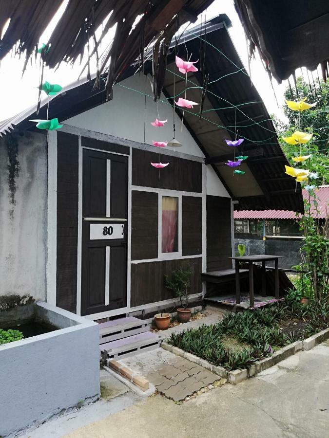 Mykampung Chalet Hotel Ipoh Kültér fotó